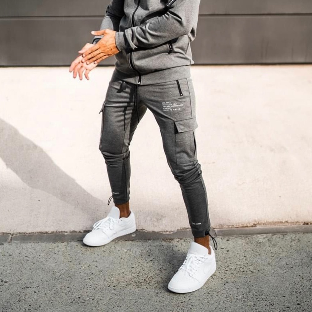 Sans Pareil Utility Cargo Jogger - slate grey - size large - never worn